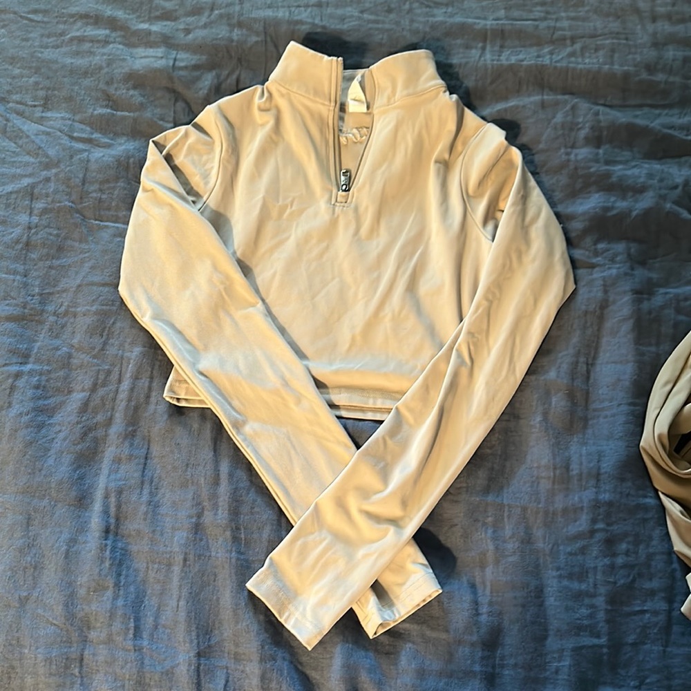 Silver/grey quarter zip crop